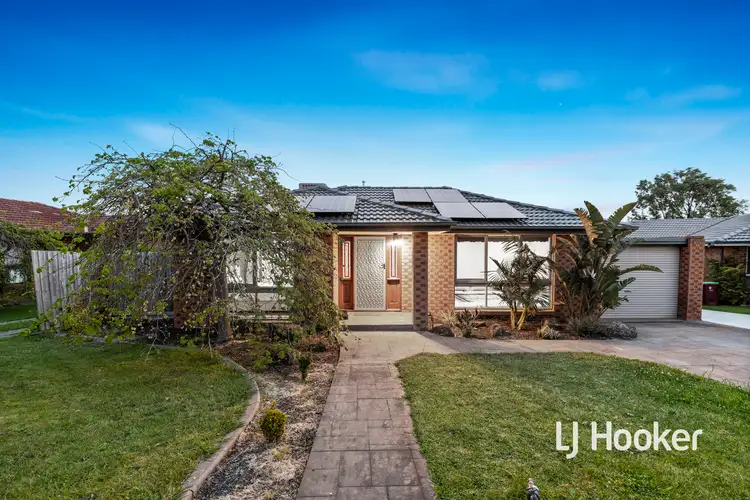 6 Lynne Court, Hallam VIC 3803