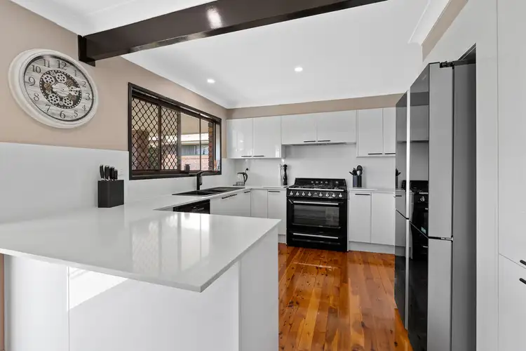 Second view of Homely house listing, 8 Hamersley Circuit, Alexandra Hills QLD 4161