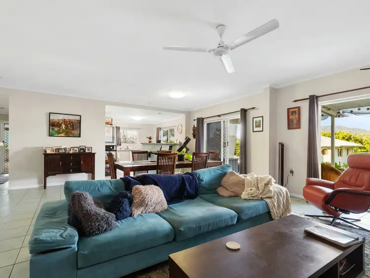Fifth view of Homely villa listing, 10/5 Brinsmead Terrace, Kanimbla QLD 4870