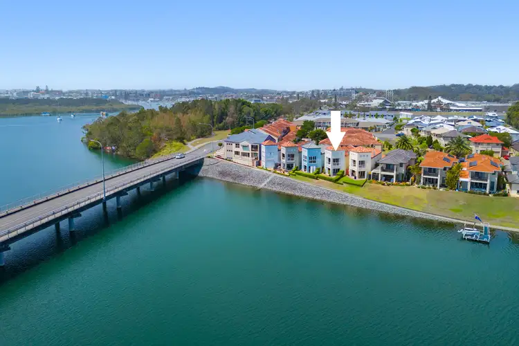 3 The Portico, Port Macquarie NSW 2444