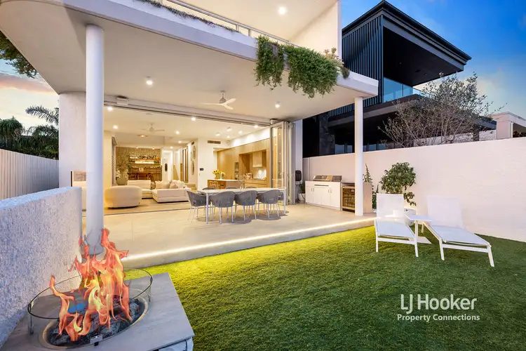 Third view of Homely house listing, 8 Ludlow Street, Hamilton QLD 4007