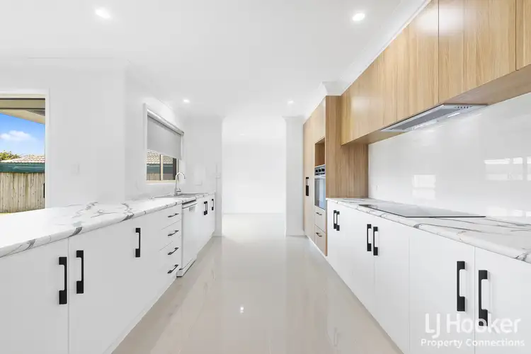 Sixth view of Homely house listing, 8 Stringybark Court, Murrumba Downs QLD 4503