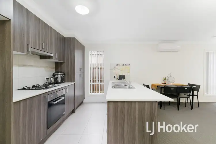 Third view of Homely unit listing, 9/30 Sir Thomas Drive, Pakenham VIC 3810