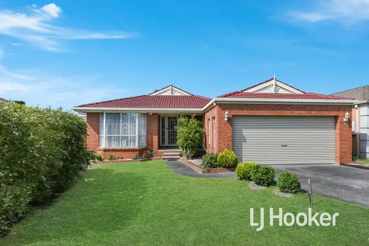 6 Cirrus Close, Hampton Park VIC 3976
