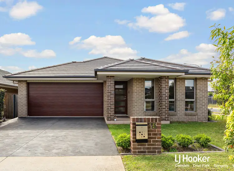 19 Bilson Road, Spring Farm NSW 2570