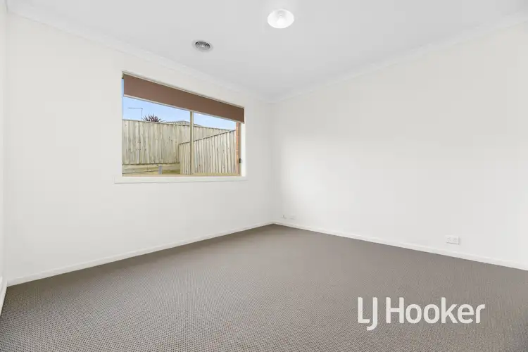Fifth view of Homely house listing, 17 Kimberley Grove, Pakenham VIC 3810