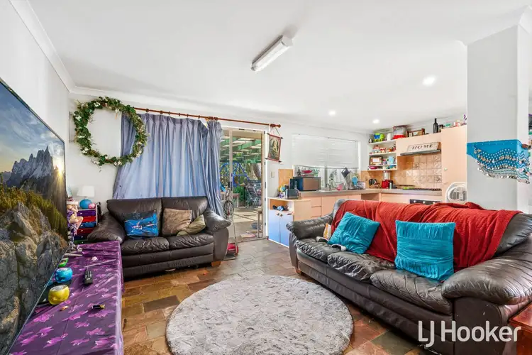 Sixth view of Homely house listing, 17 Prockter Gardens, Leda WA 6170