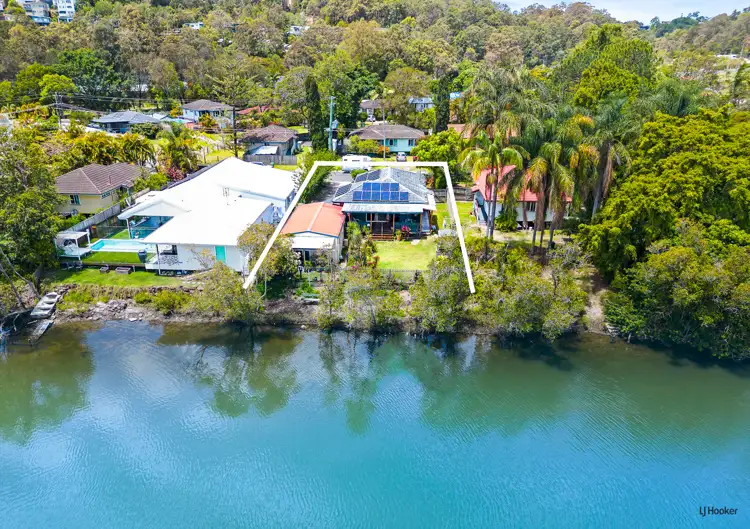 13 Reynton Street, Currumbin Waters QLD 4223