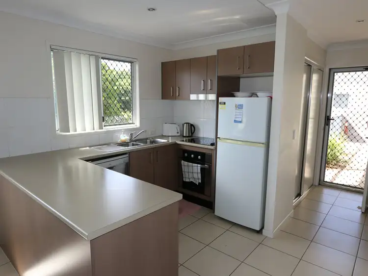 Fifth view of Homely unit listing, Unit 4/6 Sullivan Street, Emerald QLD 4720