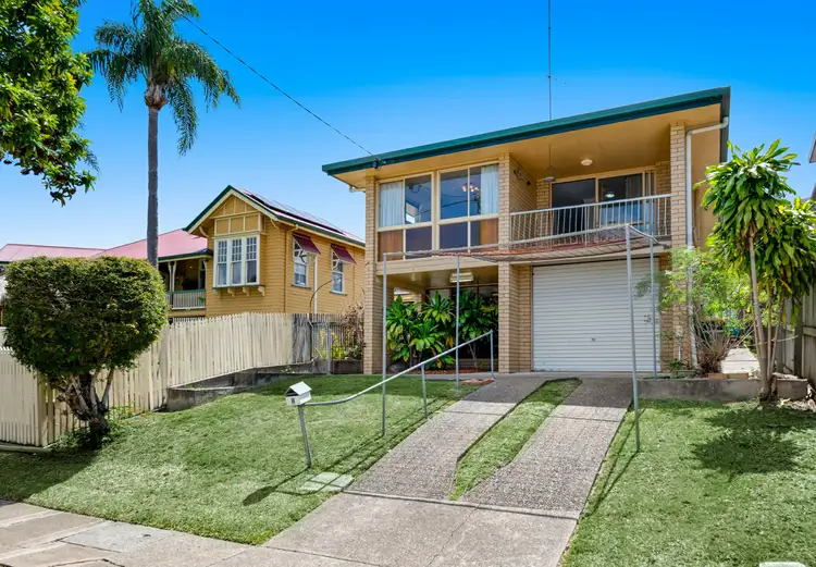 8 Lothian Street, Annerley QLD 4103