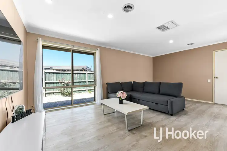 Second view of Homely house listing, 14 Ormiston Place, Narre Warren South VIC 3805