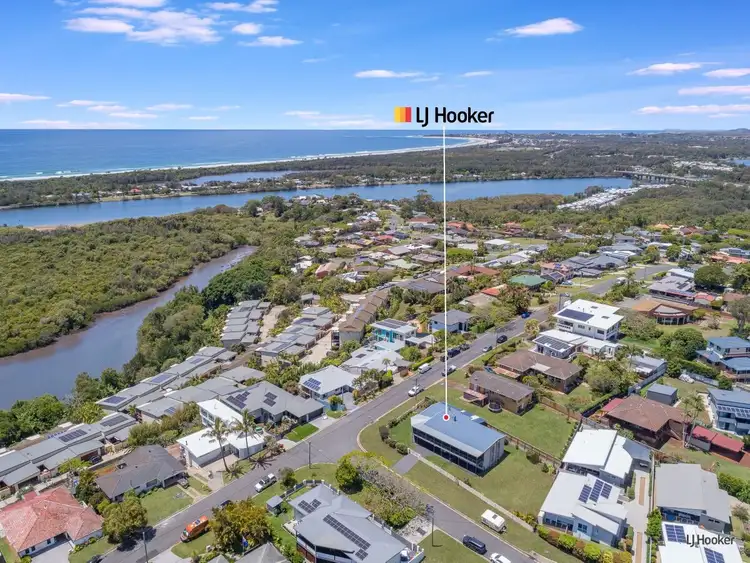 Sixth view of Homely house listing, 9 Walter Crescent, Banora Point NSW 2486