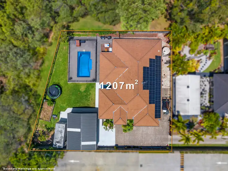 6 Emperor Drive, Redland Bay QLD 4165
