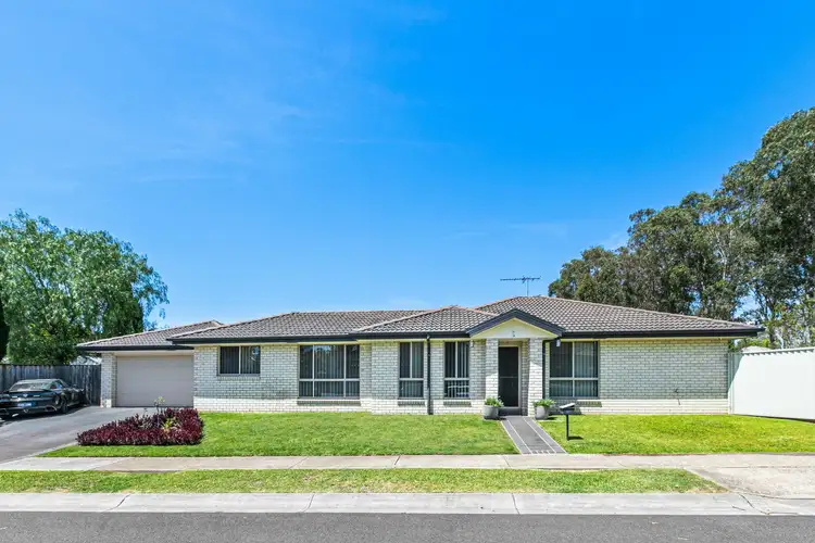 2 Coachwood Drive, Claremont Meadows NSW 2747
