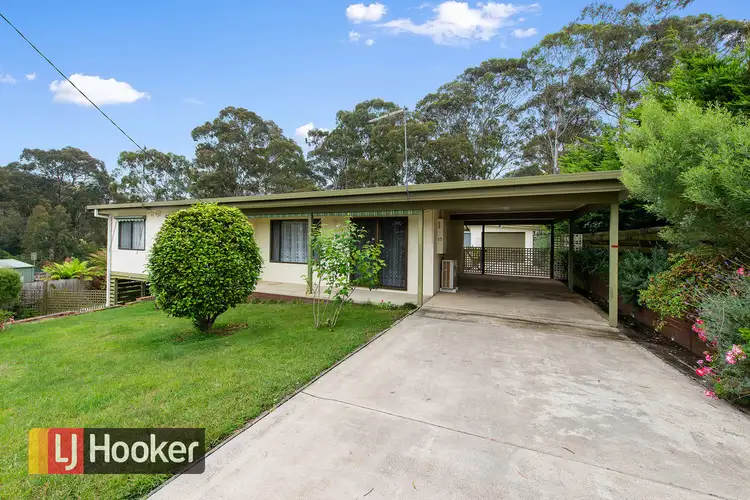 Second view of Homely house listing, 15 Christopher Court, Lakes Entrance VIC 3909