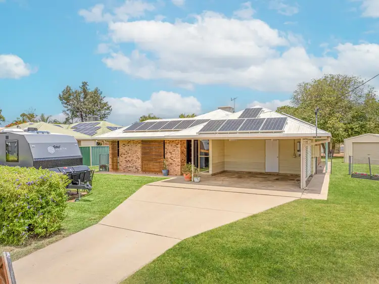 14 Jacqueline Drive, Emerald QLD 4720