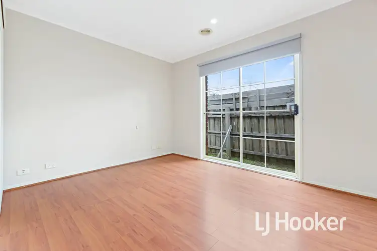 Sixth view of Homely house listing, 6 Kent Mews, Cranbourne North VIC 3977
