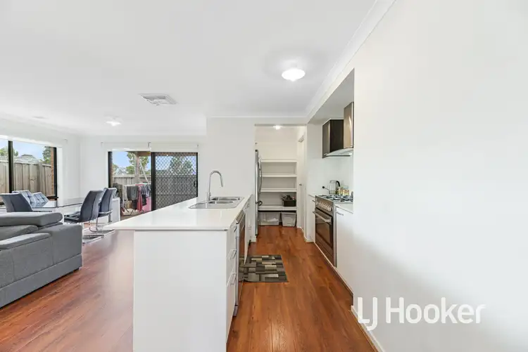 Sixth view of Homely house listing, 4 Abbeyard Drive, Clyde VIC 3978