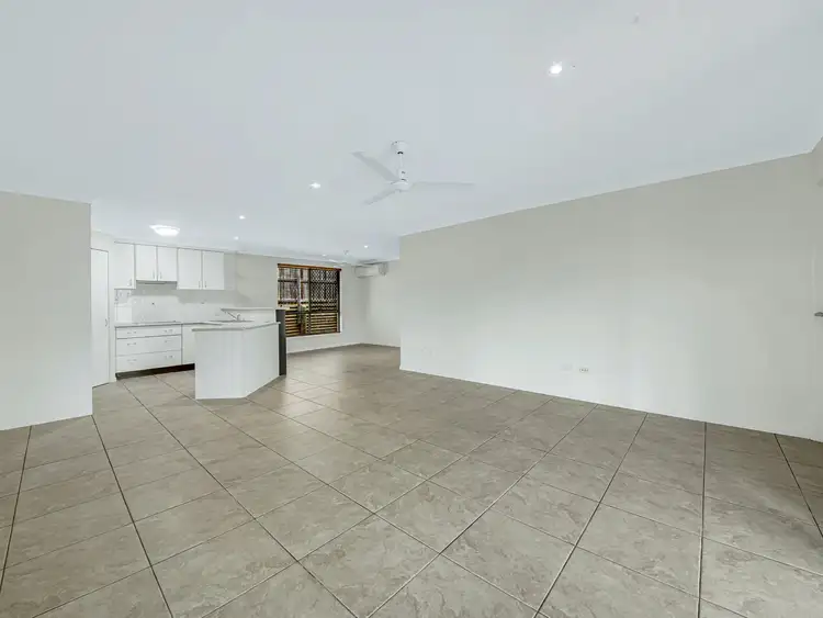 Sixth view of Homely house listing, 5 Moondarra Court, Clinton QLD 4680