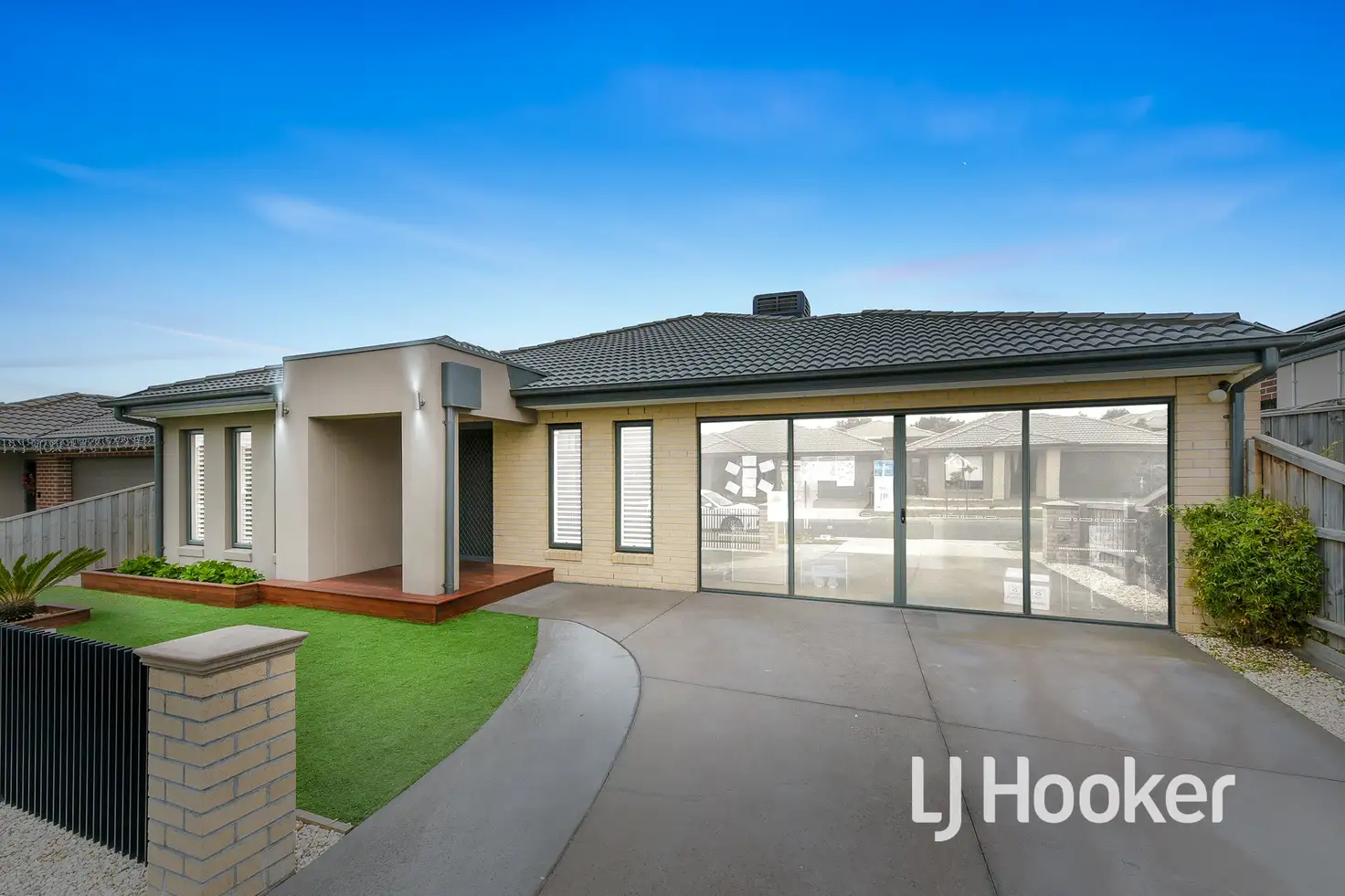 Main view of Homely house listing, 66 Highmount Drive, Hampton Park VIC 3976