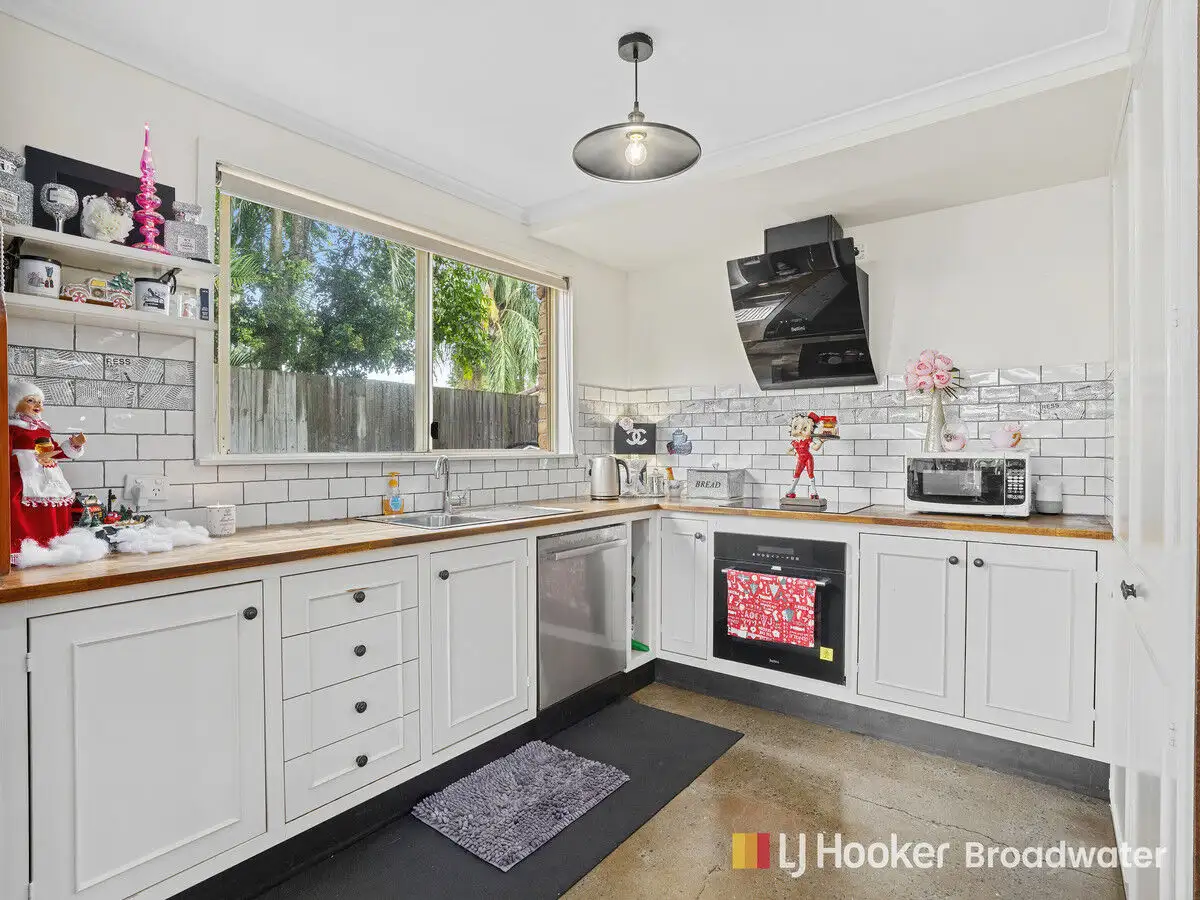 Main view of Homely townhouse listing, 5/154-156 Central Street, Labrador QLD 4215