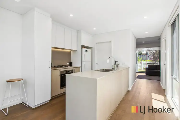 Seventh view of Homely townhouse listing, 6 Azurite Way, Treeby WA 6164