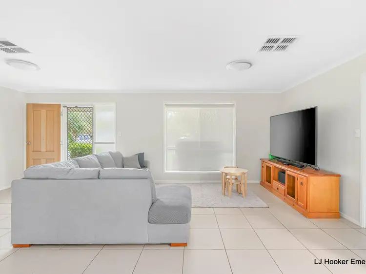 Fifth view of Homely house listing, 9 Wren Crt, Emerald QLD 4720