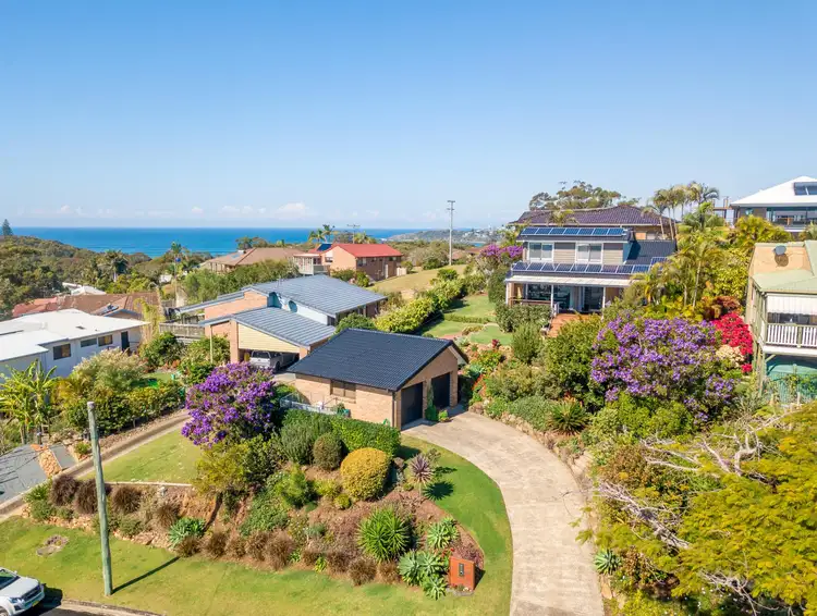 20 Schofield Drive, Safety Beach NSW 2456
