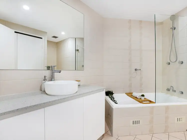 Fourth view of Homely unit listing, 303/318 Harris Street, Pyrmont NSW 2009