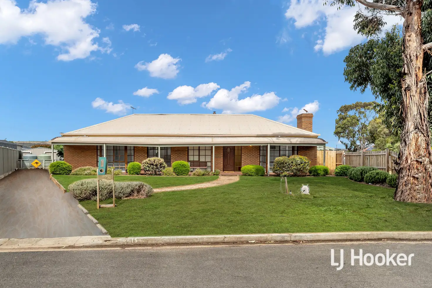 Main view of Homely house listing, 15 Cunningham Close, Darley VIC 3340