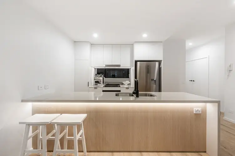Sixth view of Homely apartment listing, 804/256 Stanhill Drive, Chevron Island QLD 4217