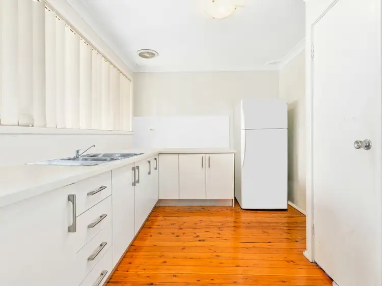 Second view of Homely house listing, 4 Simpson Pl, Leumeah NSW 2560