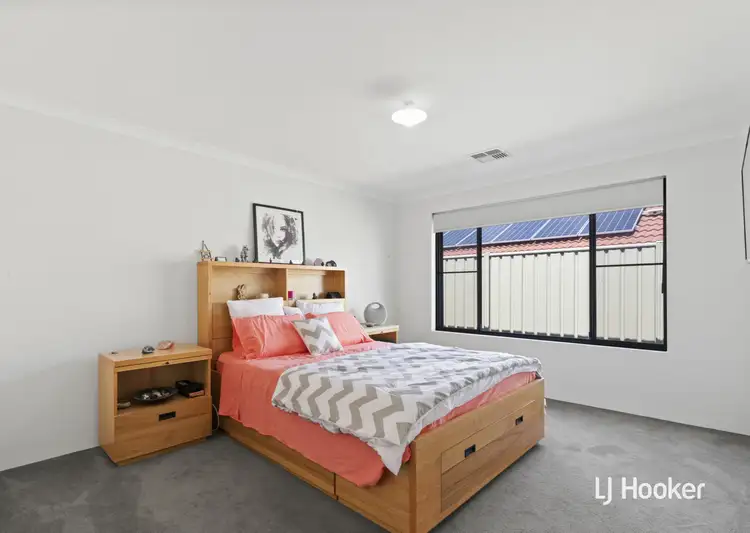 Fifth view of Homely house listing, 5 Alton Way, Parmelia WA 6167