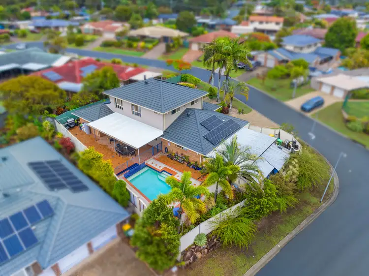 12 Clifford Court