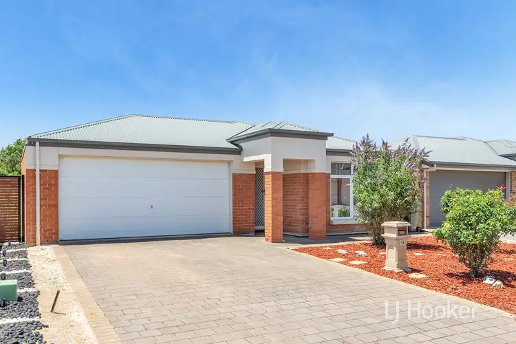 18 Crown Court, Munno Para West SA 5115
