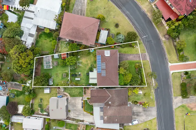 11 Bartlett Drive, Greenwell Point NSW 2540
