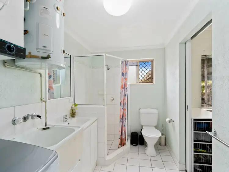 Fifth view of Homely unit listing, 1/150 Pease Street, Manoora QLD 4870
