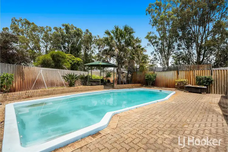 35 Longfield Road, Maddington WA 6109