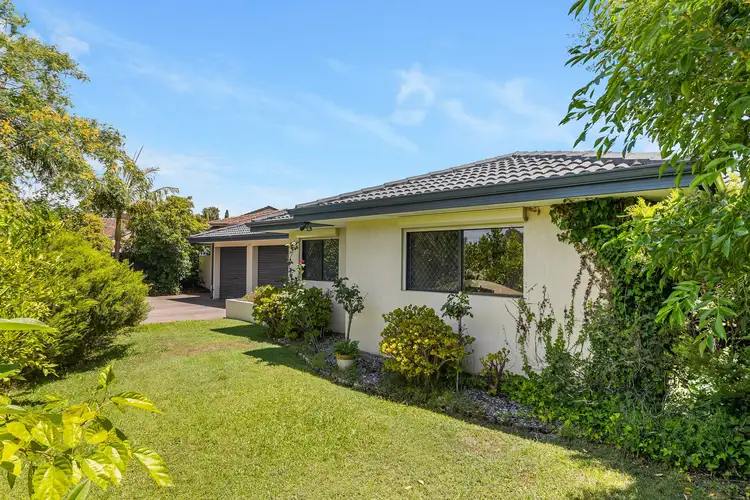 Second view of Homely house listing, 4 Cain Place, Leeming WA 6149