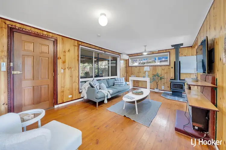 Fifth view of Homely house listing, 14 Elizabeth Crescent, Macquarie ACT 2614