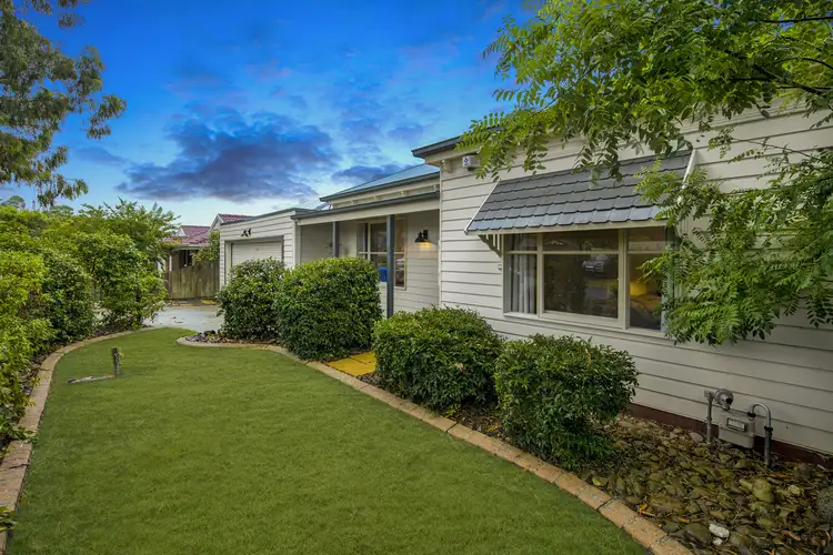 5 Oakbank Close, Berwick VIC 3806