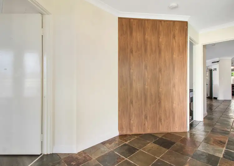 Sixth view of Homely house listing, 2 Batavia Court, Port Kennedy WA 6172