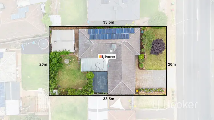 8 Uley Road, Craigmore SA 5114