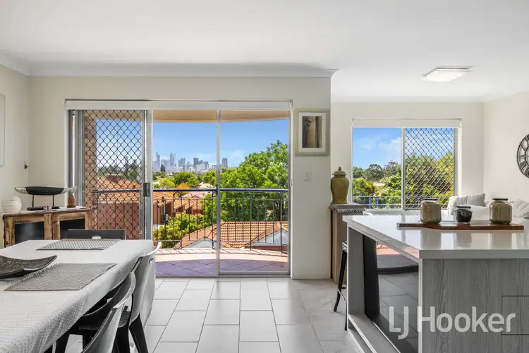 4/27 King George Street, Victoria Park WA 6100