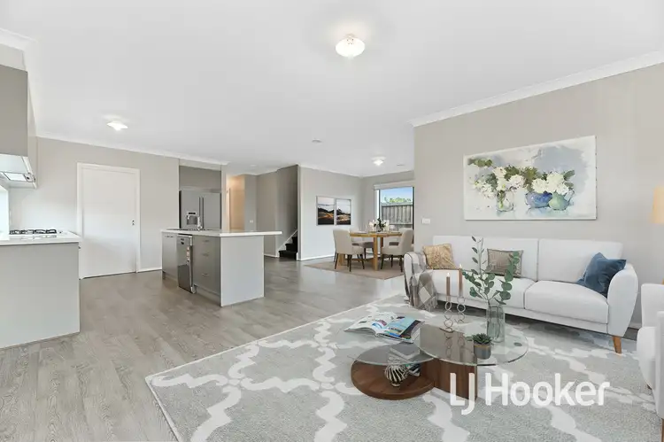 Second view of Homely house listing, 20 Horsetail Way, Drouin VIC 3818