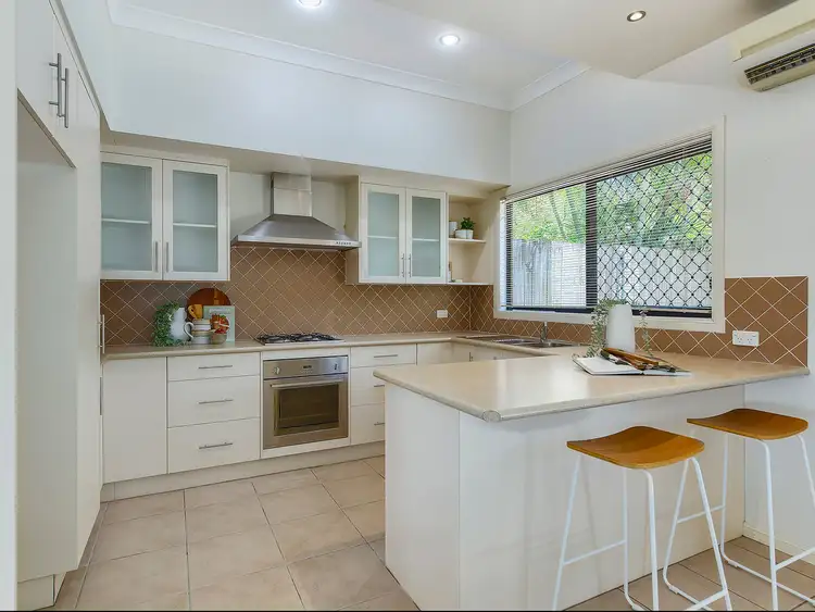 Fifth view of Homely townhouse listing, 2/110 Waverley Street, Annerley QLD 4103