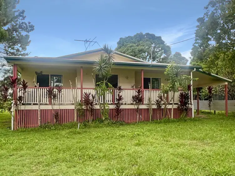 17 Cooee Crescent, Macleay Island QLD 4184
