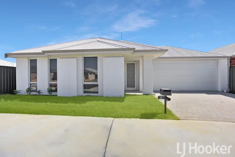 8 Nebo Way, Lakelands WA 6180