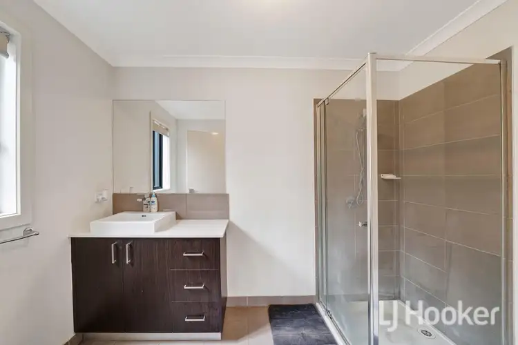 Fifth view of Homely house listing, 1/14 Lady Penrhyn Drive, Harkness VIC 3337