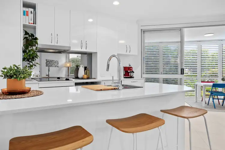 Fourth view of Homely apartment listing, 4/20 Ocean Street, Mermaid Beach QLD 4218